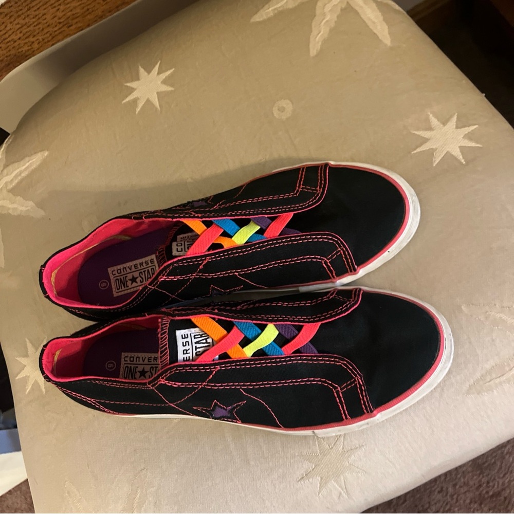 Converse one star juniors Black and Pink Sneakers with Rainbow Accents